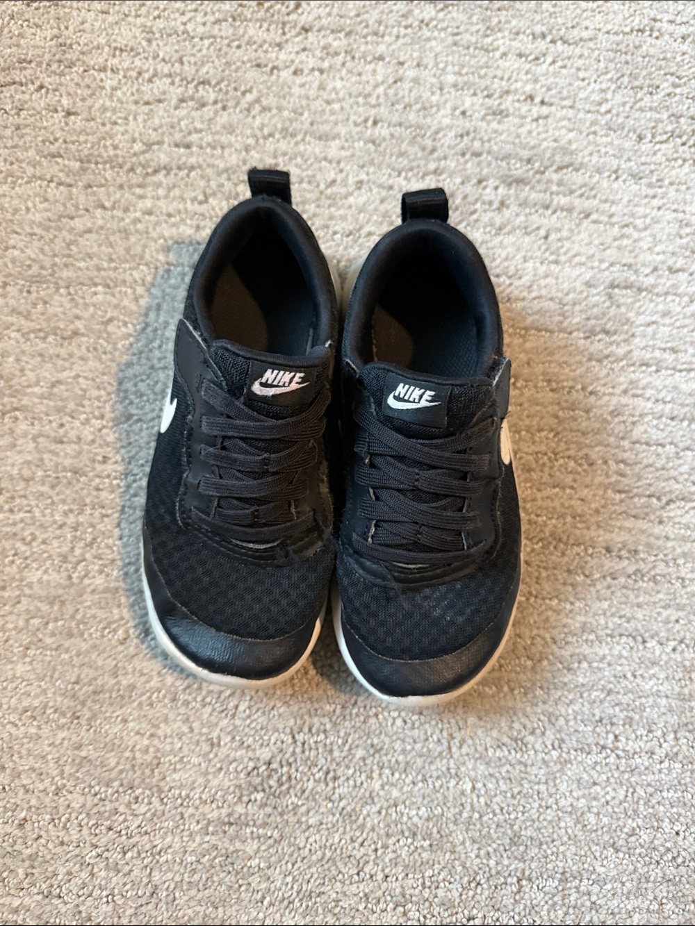 Nike Kids Black and White Swoosh Low-Top Sneakers
